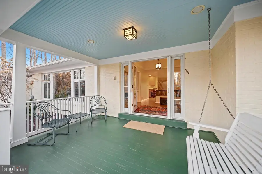 8505 Horseshoe Ln, Potomac, MD 20854 - #3