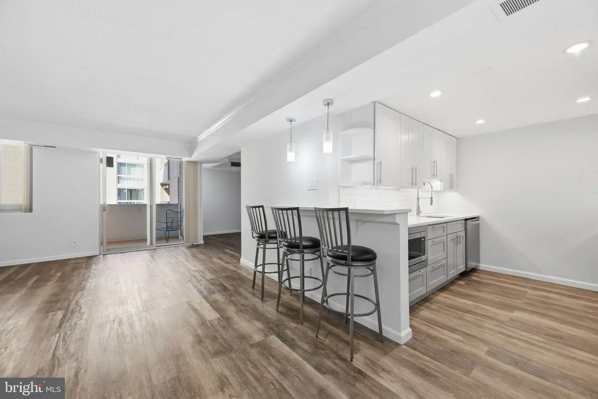 4601 N N. Park Ave #1120-v, Chevy Chase, MD 20815 - #1