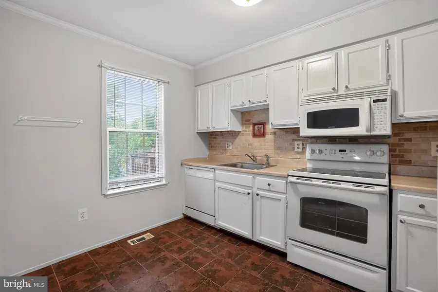 12002 Birdseye Ter, Germantown, MD 20874 - #3
