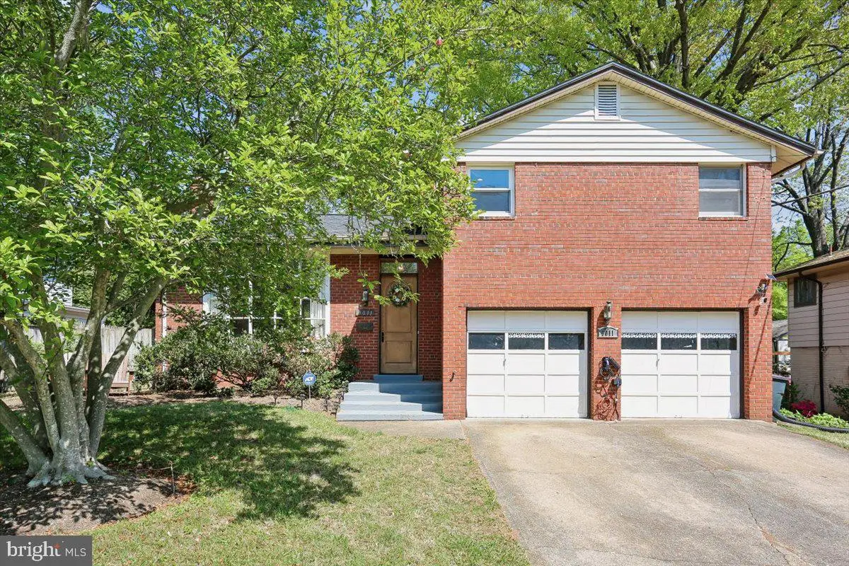 9011 Kirkdale Rd, Bethesda, MD 20817 - #1