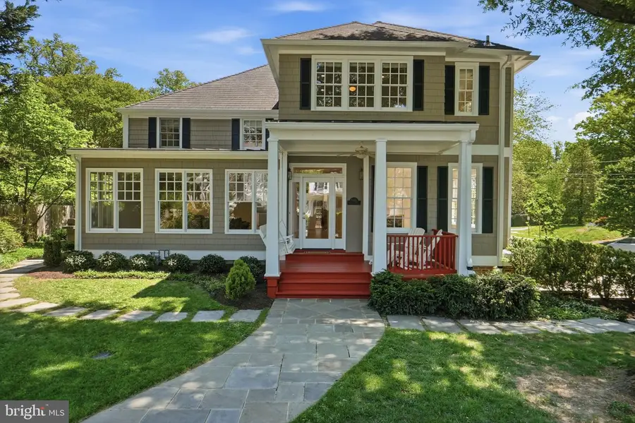 7901 Sleaford Pl, Bethesda, MD 20814 - #2