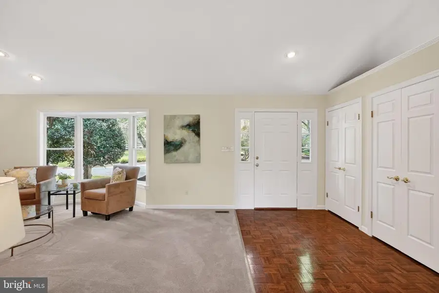 13821 Esworthy Rd, Darnestown, MD 20874 - #3