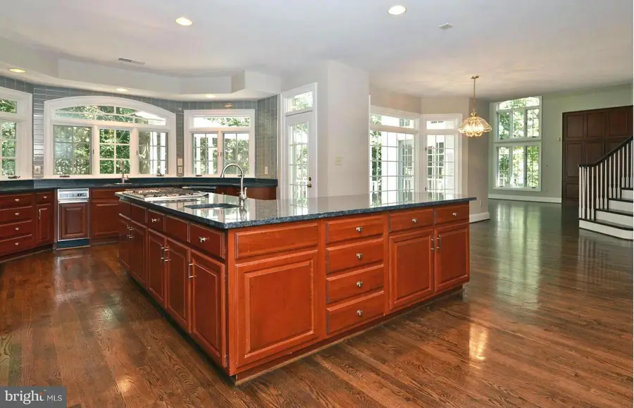 7012 Fawn Trail Ct, Bethesda, MD 20817 - #3