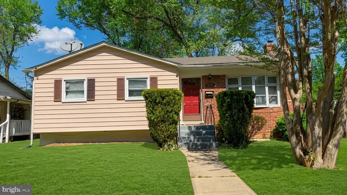 13201 Beaver Ter, Rockville, MD 20853 - #1