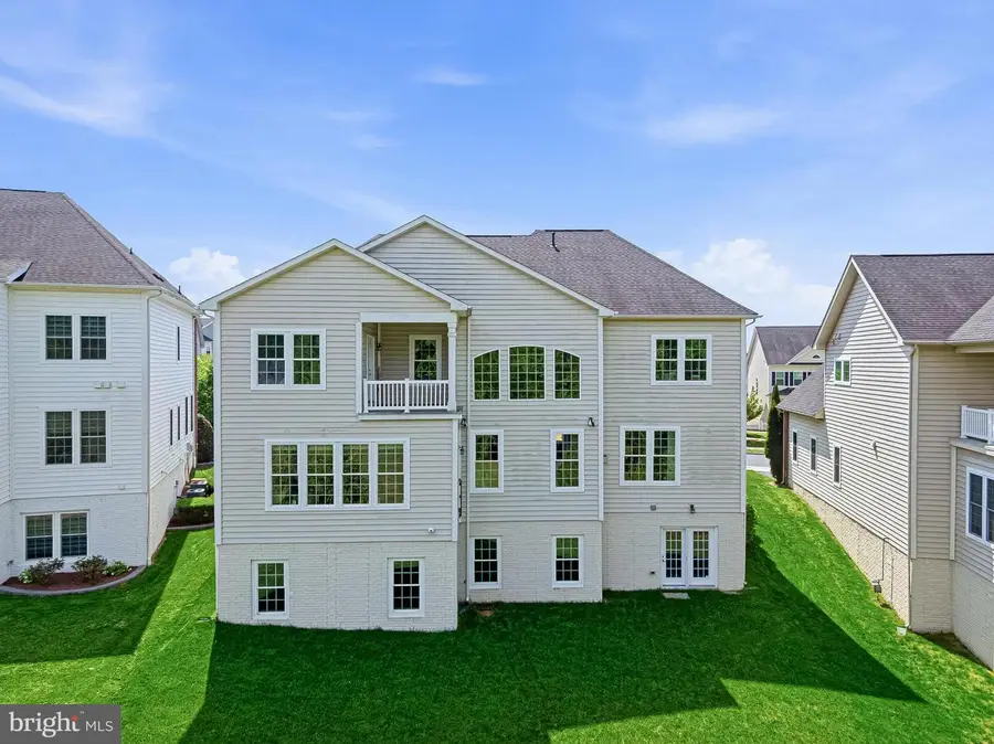 11849 Peppervine Dr, Clarksburg, MD 20871 - #3