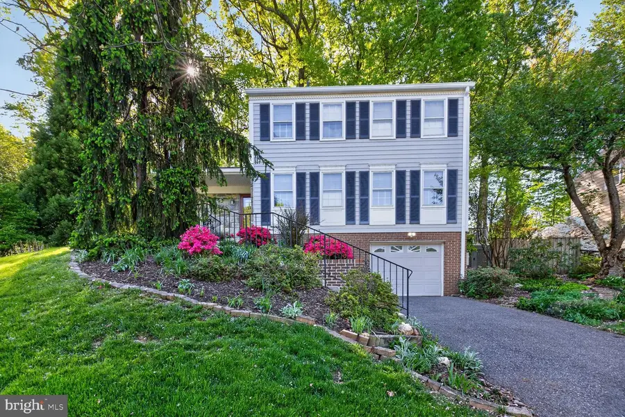 16821 Malabar St, Rockville, MD 20855 - #2