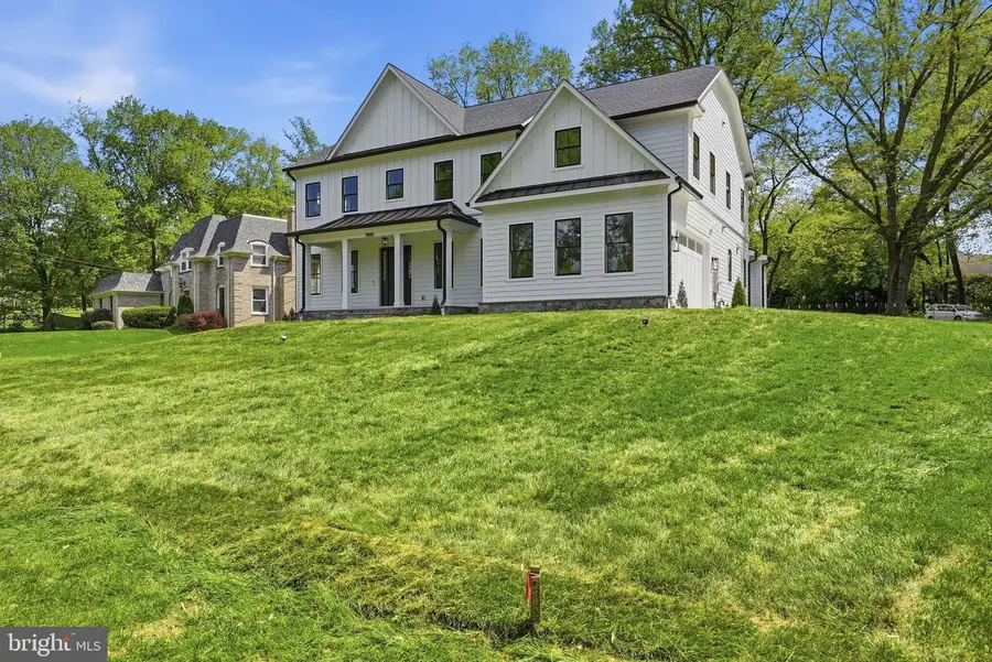 7604 Charleston Dr, Bethesda, MD 20817 - #3