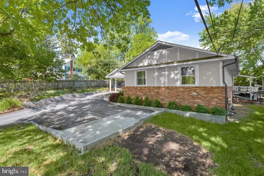 9329 Harvey Rd, Silver Spring, MD 20910 - #3