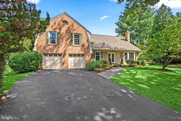 9000 Willow Valley Dr, POTOMAC, MD 20854