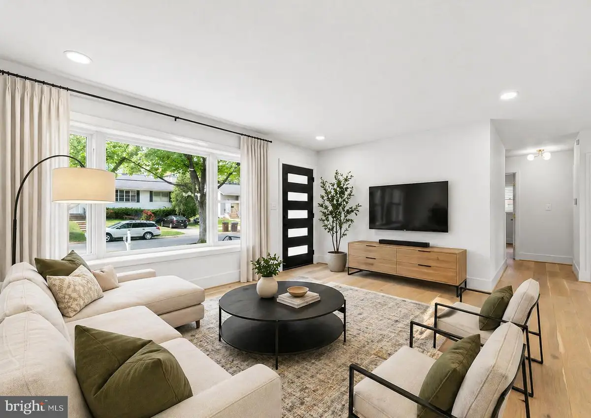 1018 Brice Rd, Rockville, MD 20852 - #1