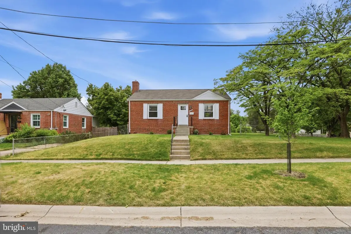 10814 Stella Ct, Kensington, MD 20895 - #1