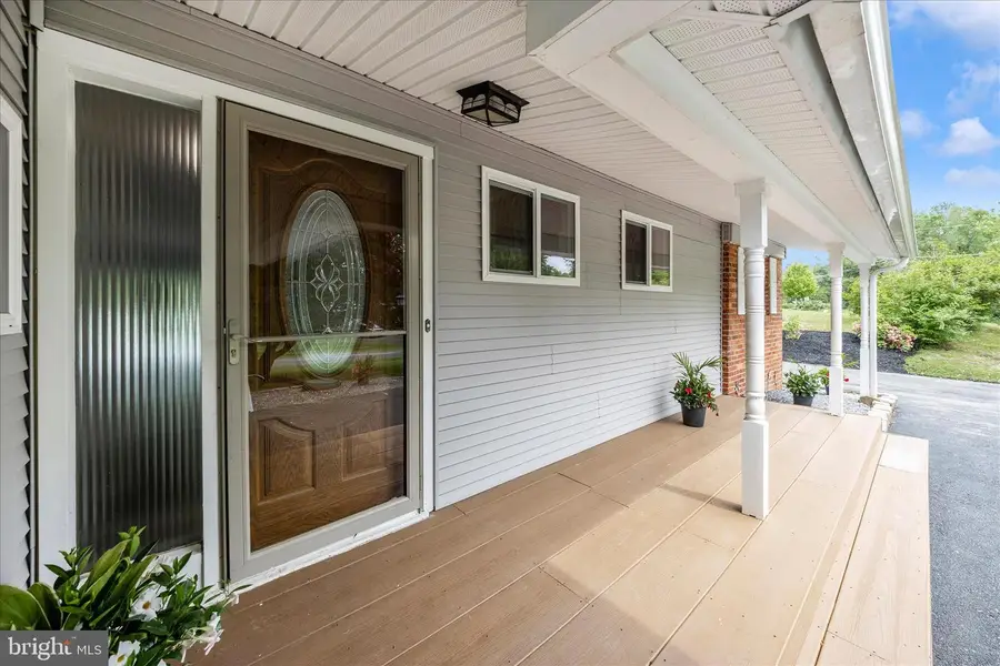 12117 Sunnyview Dr, Germantown, MD 20876 - #2