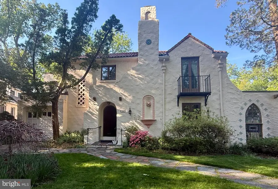 127 Hesketh St, Chevy Chase, MD 20815 - #3