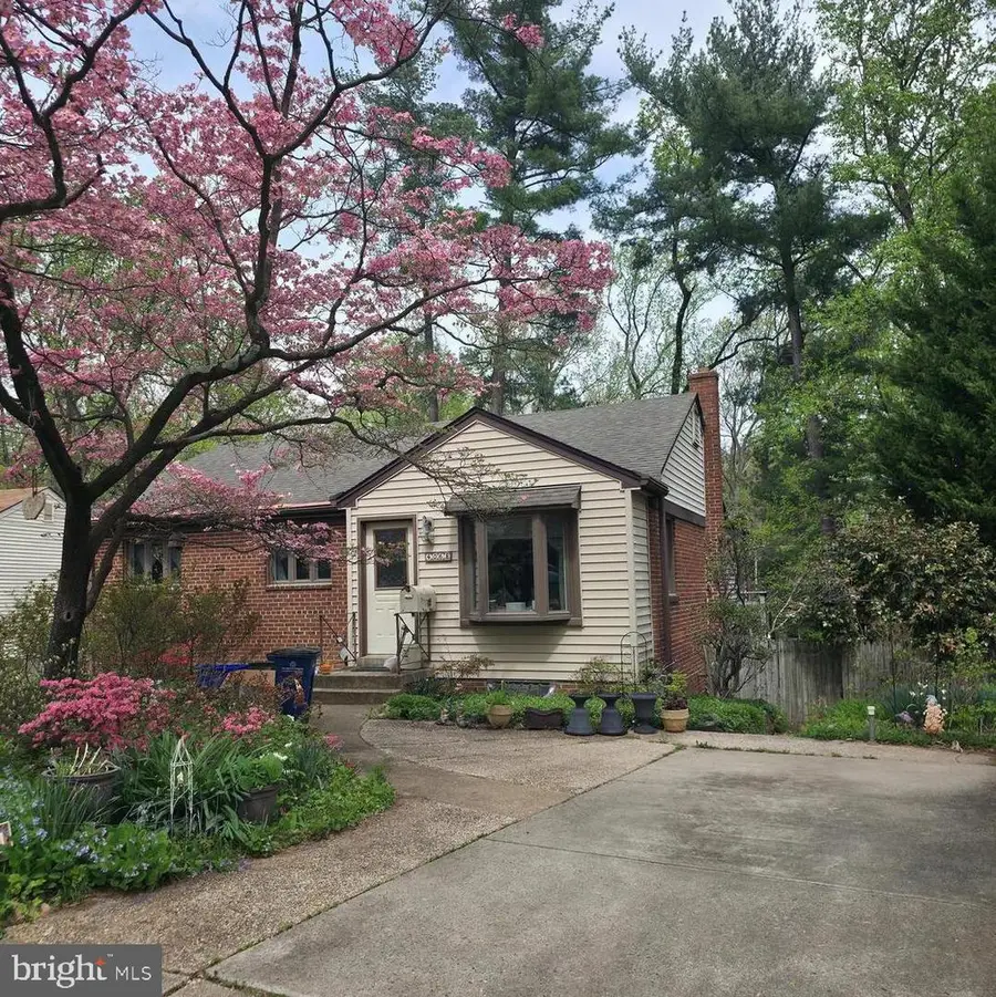 4068 Adams Dr, Silver Spring, MD 20902 - #2