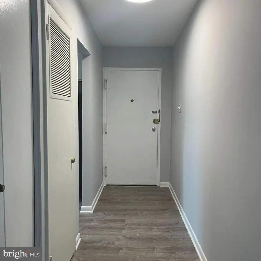 10500 Weymouth St #104, Bethesda, MD 20814 - #2