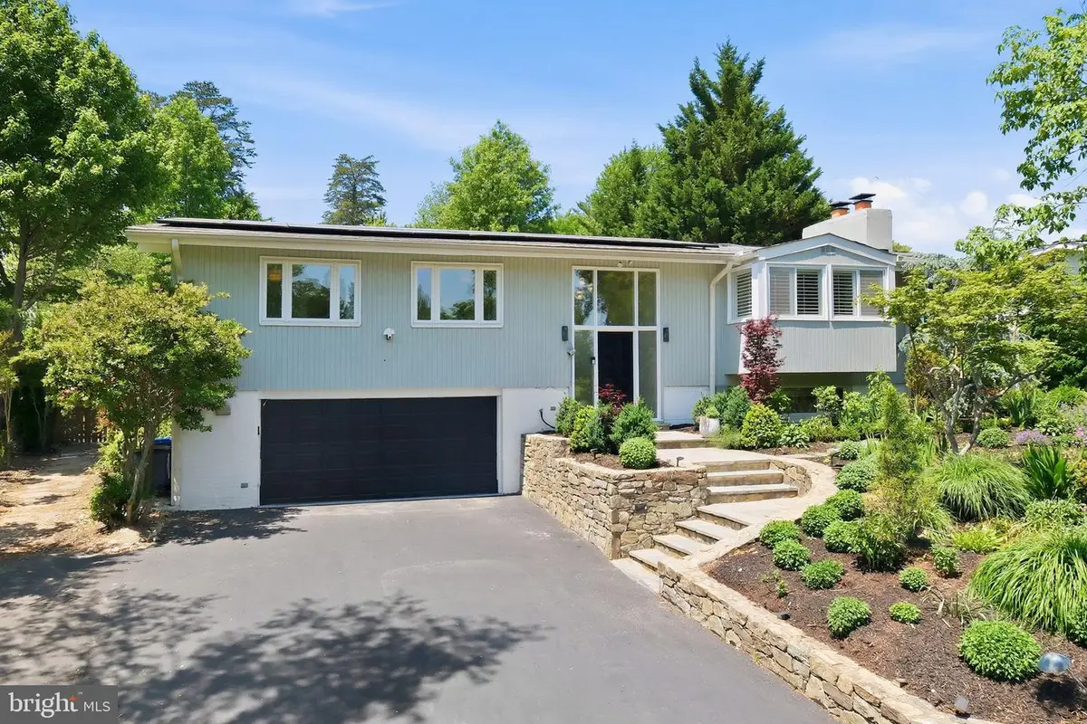 11610 Karen Dr, Potomac, MD 20854 - #1