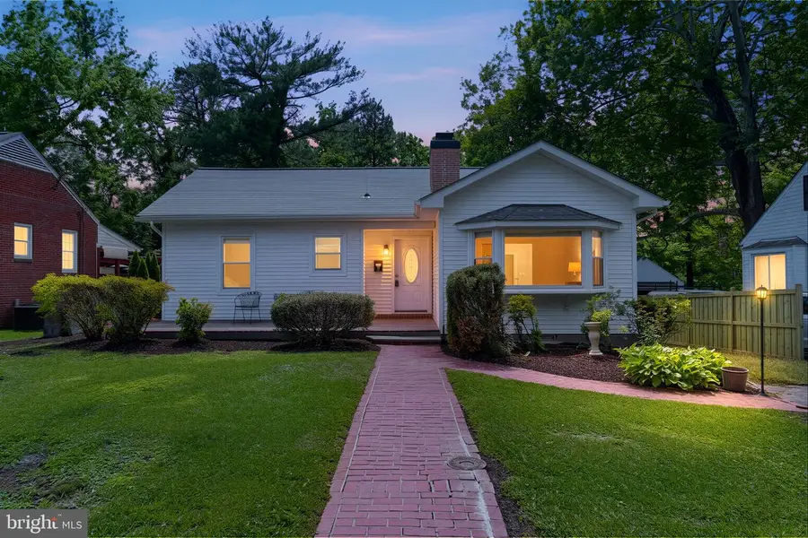 8 Oak Ave, Gaithersburg, MD 20877 - #2