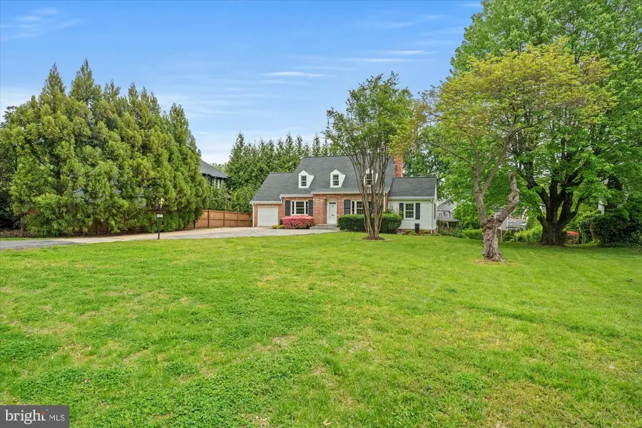 5511 Bradley Blvd, Bethesda, MD 20814 - #3