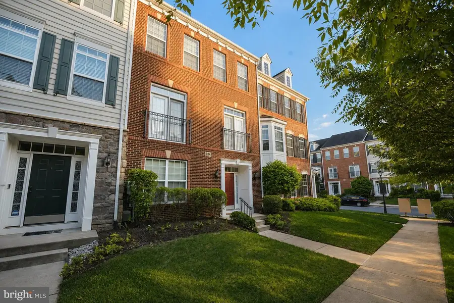 184 Autumn View Dr, Gaithersburg, MD 20878 - #2