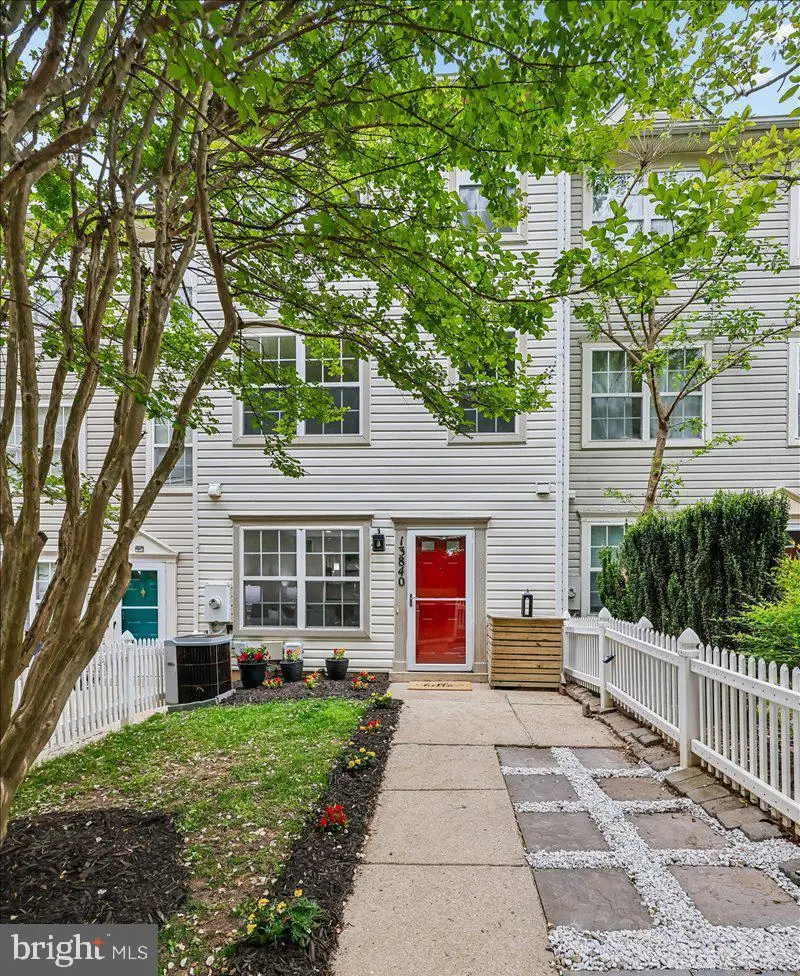 13840 Crosstie Dr, Germantown, MD 20874 - #1