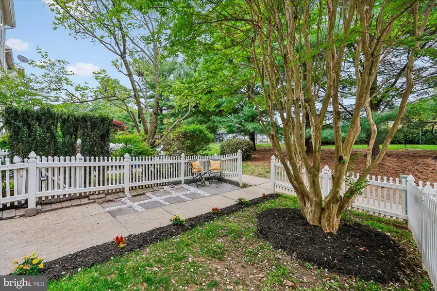 13840 Crosstie Dr, Germantown, MD 20874 - #2