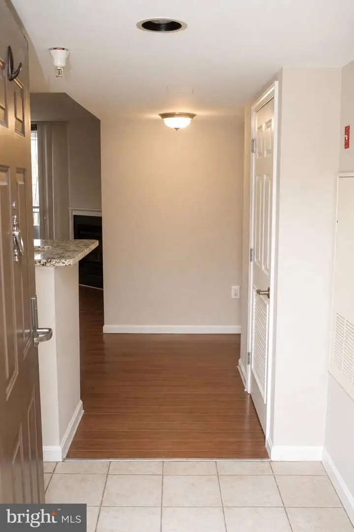 11710 Old Georgetown Rd #527, North Bethesda, MD 20852 - #2