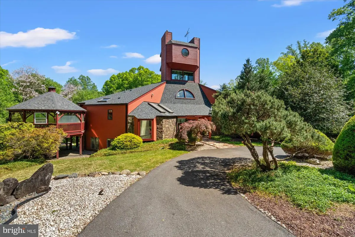 7211 Brickyard Rd, Potomac, MD 20854 - #1