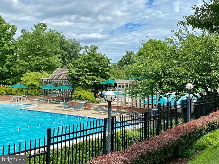 5613 Sugarbush Ln, Rockville, MD 20852 - #3