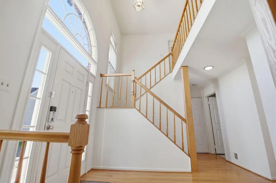 124 Englefield Dr, Gaithersburg, MD 20878 - #3