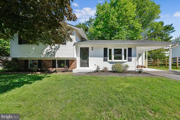 24321 Log House Rd, GAITHERSBURG, MD 20882