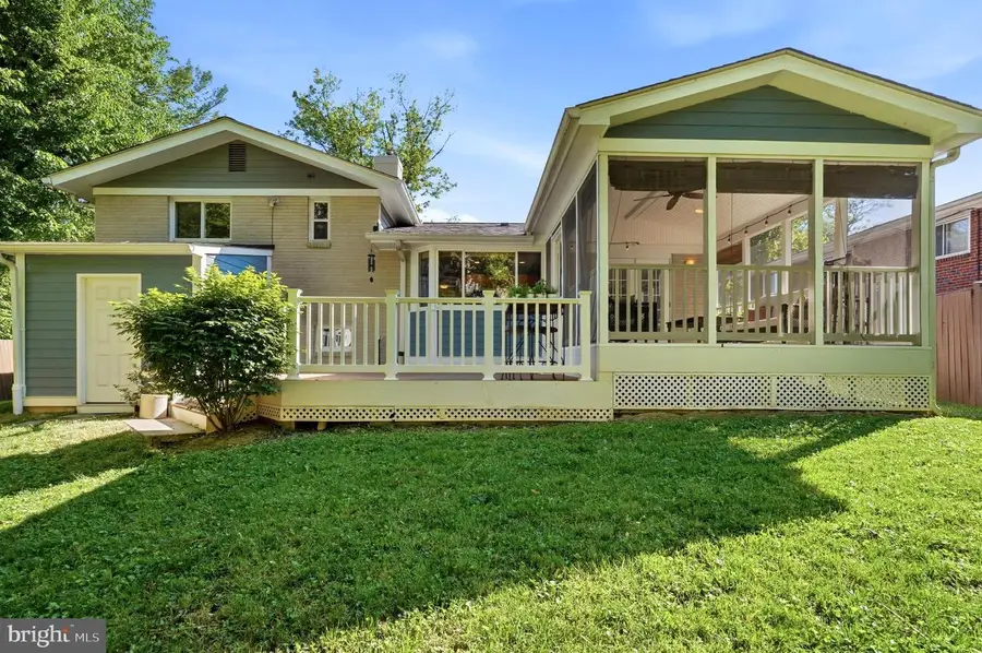 2405 Lillian Dr, Silver Spring, MD 20902 - #2