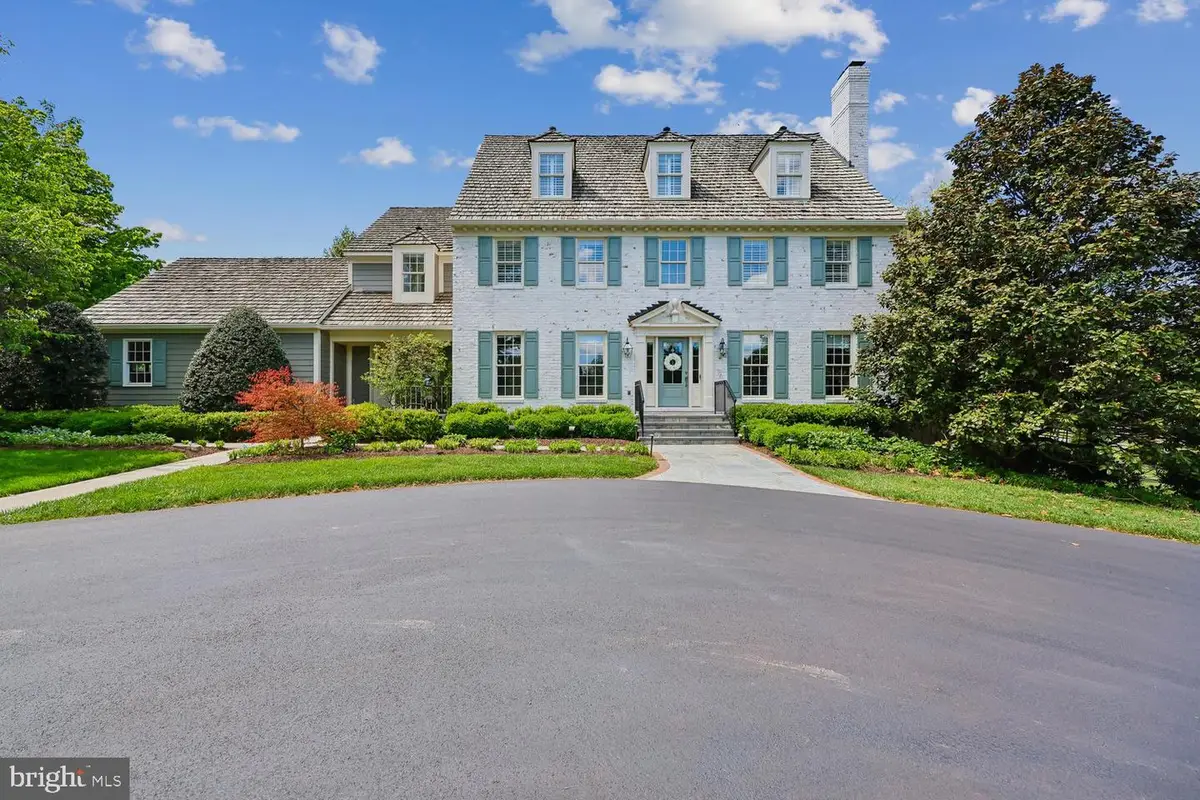 13580 Stonebarn Ln, North Potomac, MD 20878 - #1