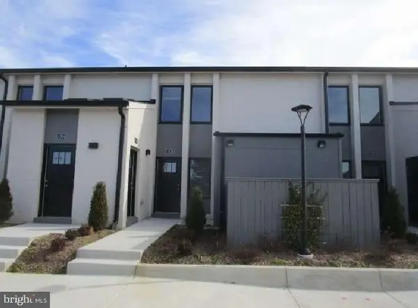 19500 Village Walk Dr #1-103, MONTGOMERY VILLAGE, MD 20886