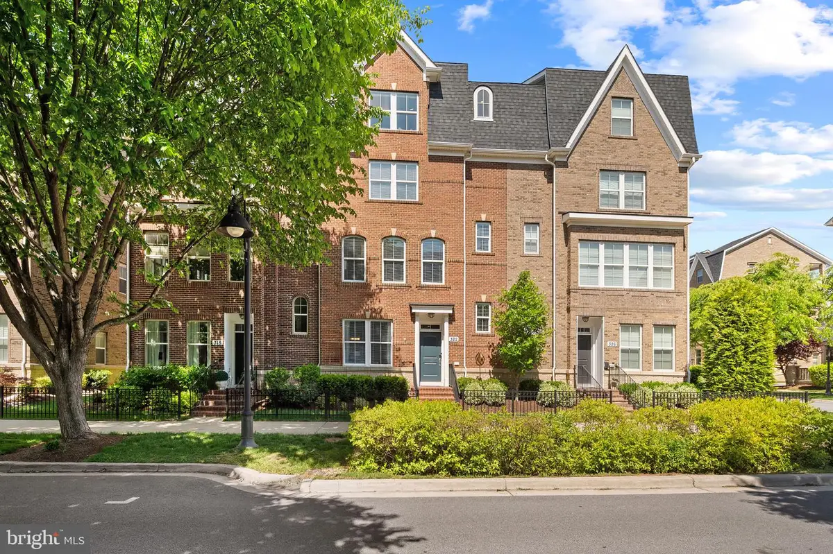 322 Crown Park Ave, Gaithersburg, MD 20878 - #1