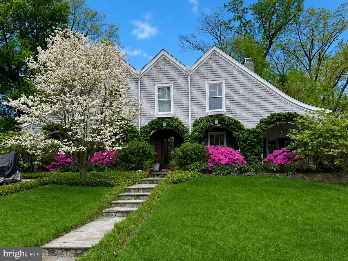 2800 Greenvale St, Chevy Chase, MD 20815 - #1