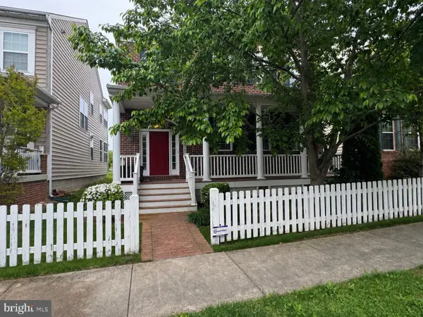 23037 Spicebush Dr, CLARKSBURG, MD 20871
