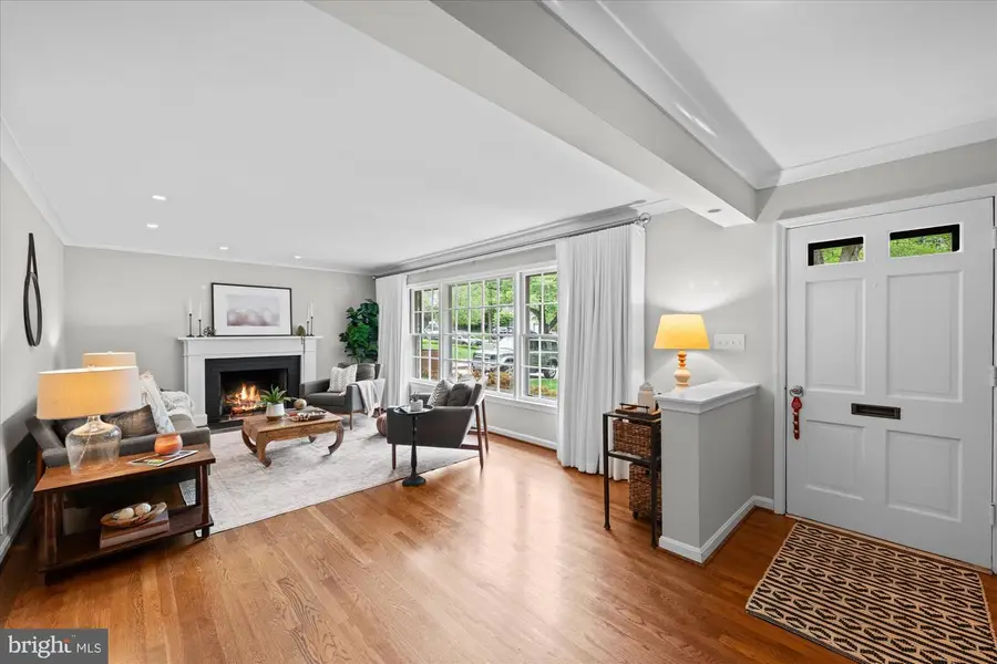 5608 Newington Rd, Bethesda, MD 20816 - #3