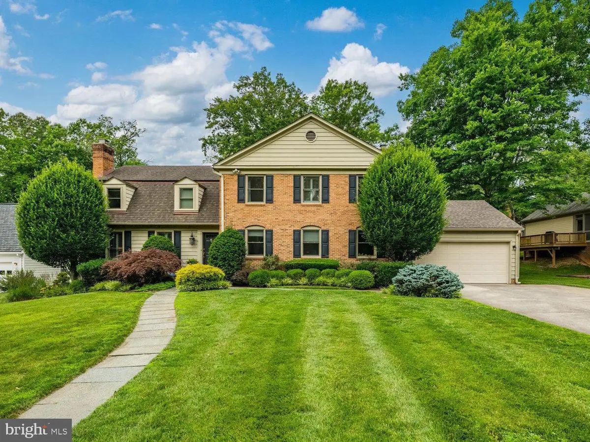 8308 River Falls Dr, Potomac, MD 20854 - #1