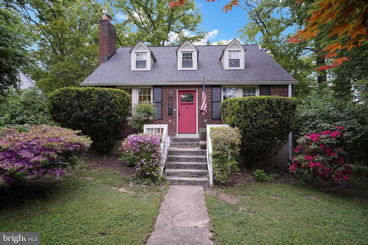 7438 Baltimore Ave, Takoma Park, MD 20912 - #1