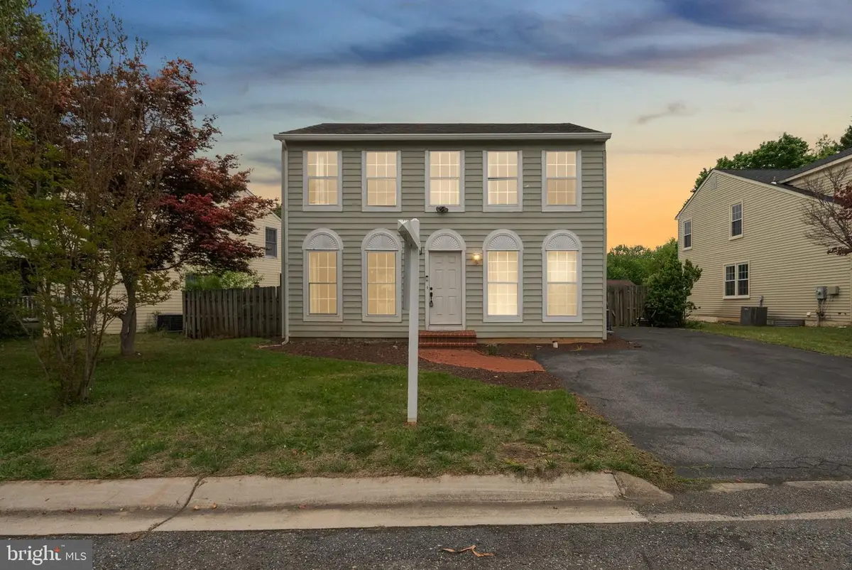 11604 Ranch Ln, North Potomac, MD 20878 - #1