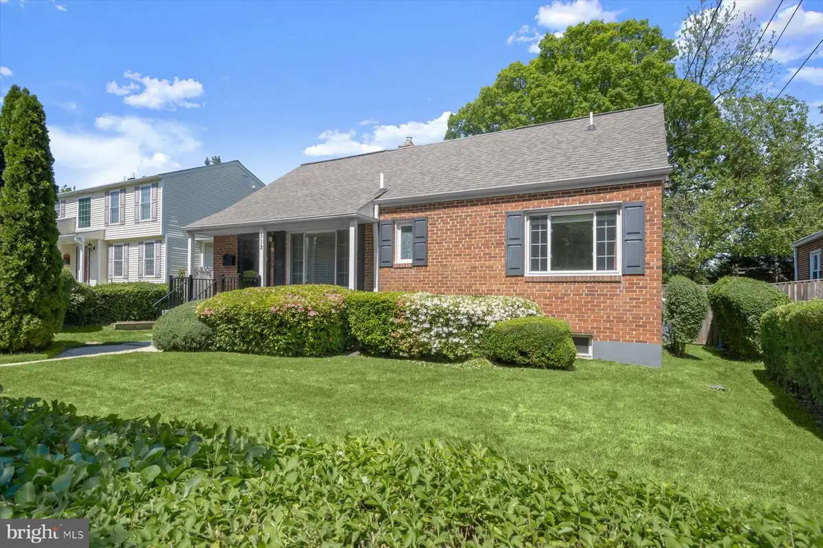 513 Gilmoure Dr, Silver Spring, MD 20901 - #1