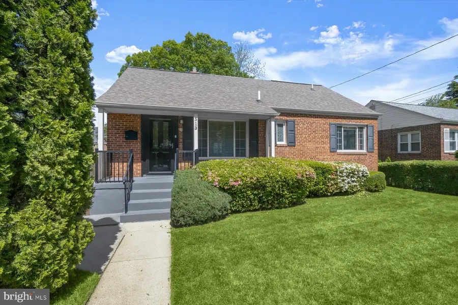 513 Gilmoure Dr, Silver Spring, MD 20901 - #2