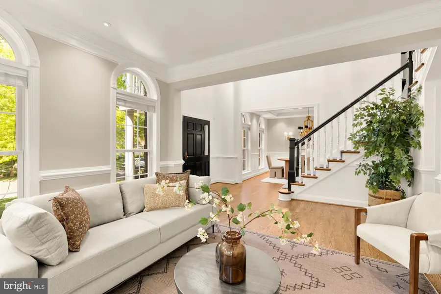 5501 Montgomery St, Chevy Chase, MD 20815 - #2