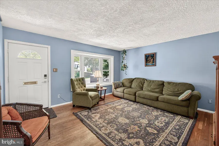 4716 Arbutus Ave, Rockville, MD 20853 - #3