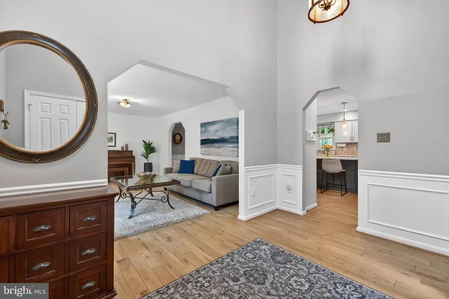 6 Galesville Ct, Gaithersburg, MD 20878 - #3