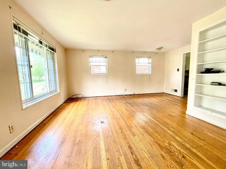 12333 Dalewood Dr, Silver Spring, MD 20902 - #3