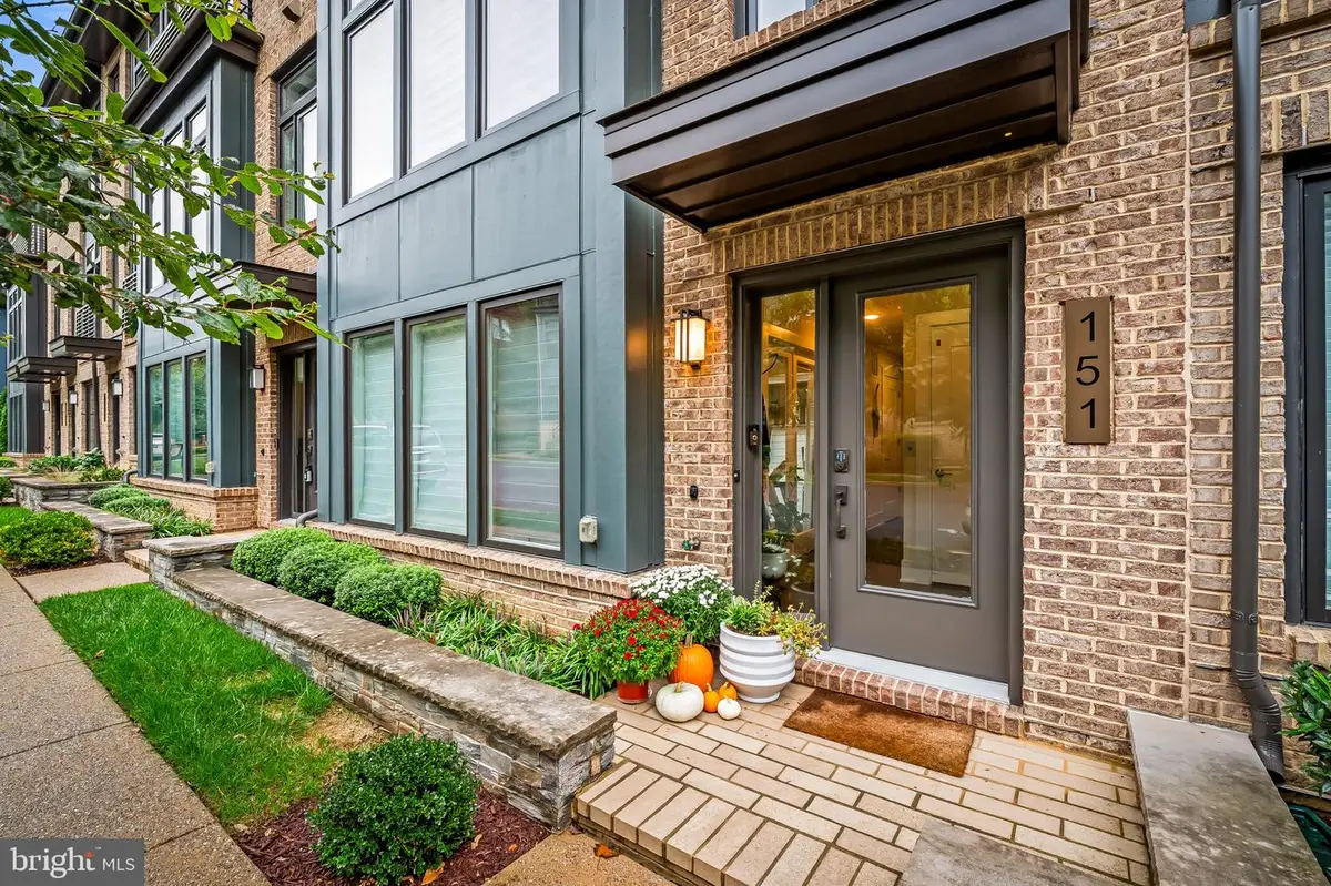 151 Winsome Cir, Bethesda, MD 20814 - #1