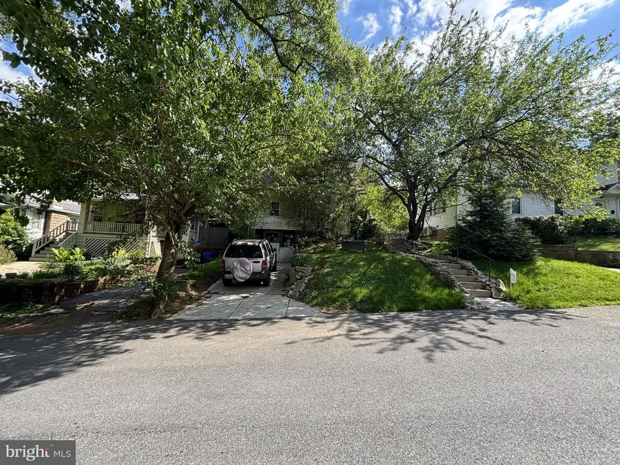 903 Maplewood Ave, Takoma Park, MD 20912 - #2