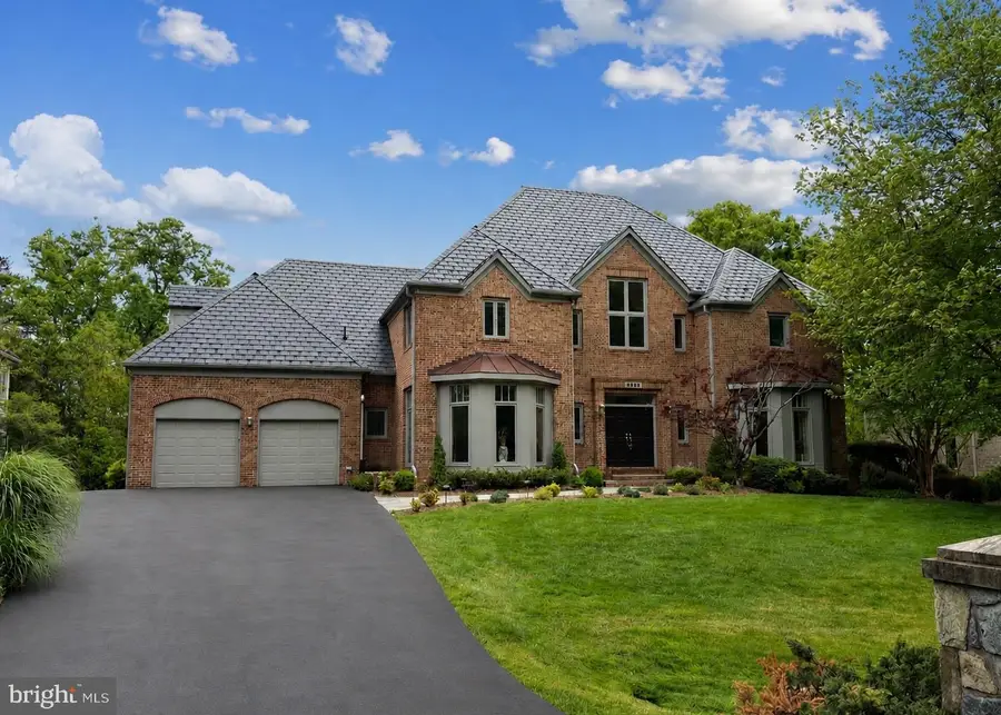 9860 Avenel Farm Dr, Potomac, MD 20854 - #3