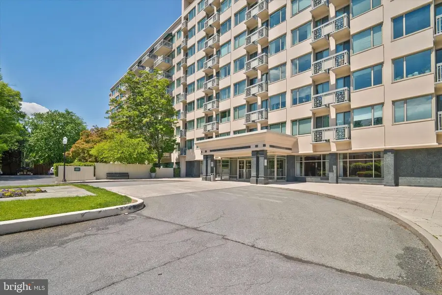 5450 Whitley Park Ter #301, Bethesda, MD 20814 - #2